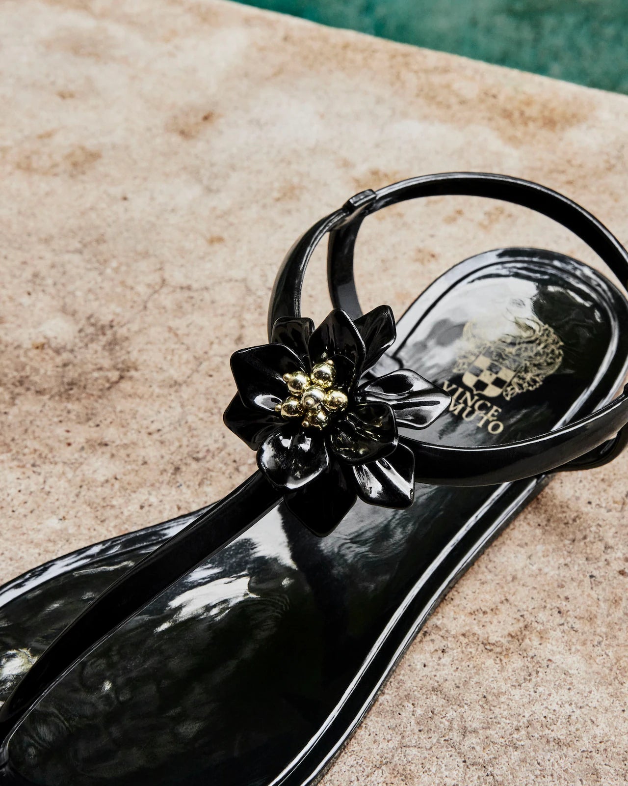 Vince Camuto Jelynn Flat Jelly Sandal