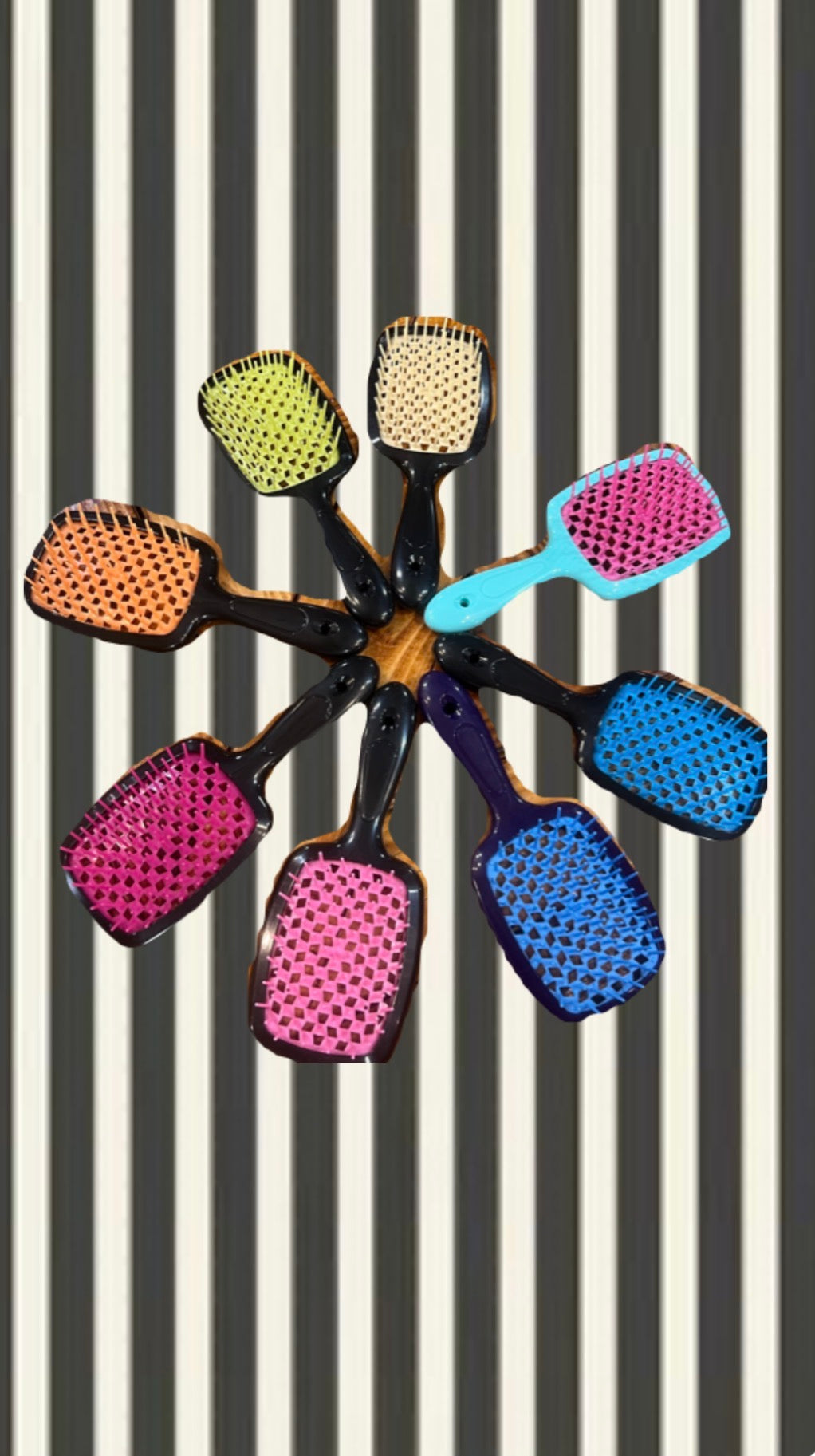 Detangler Brush 