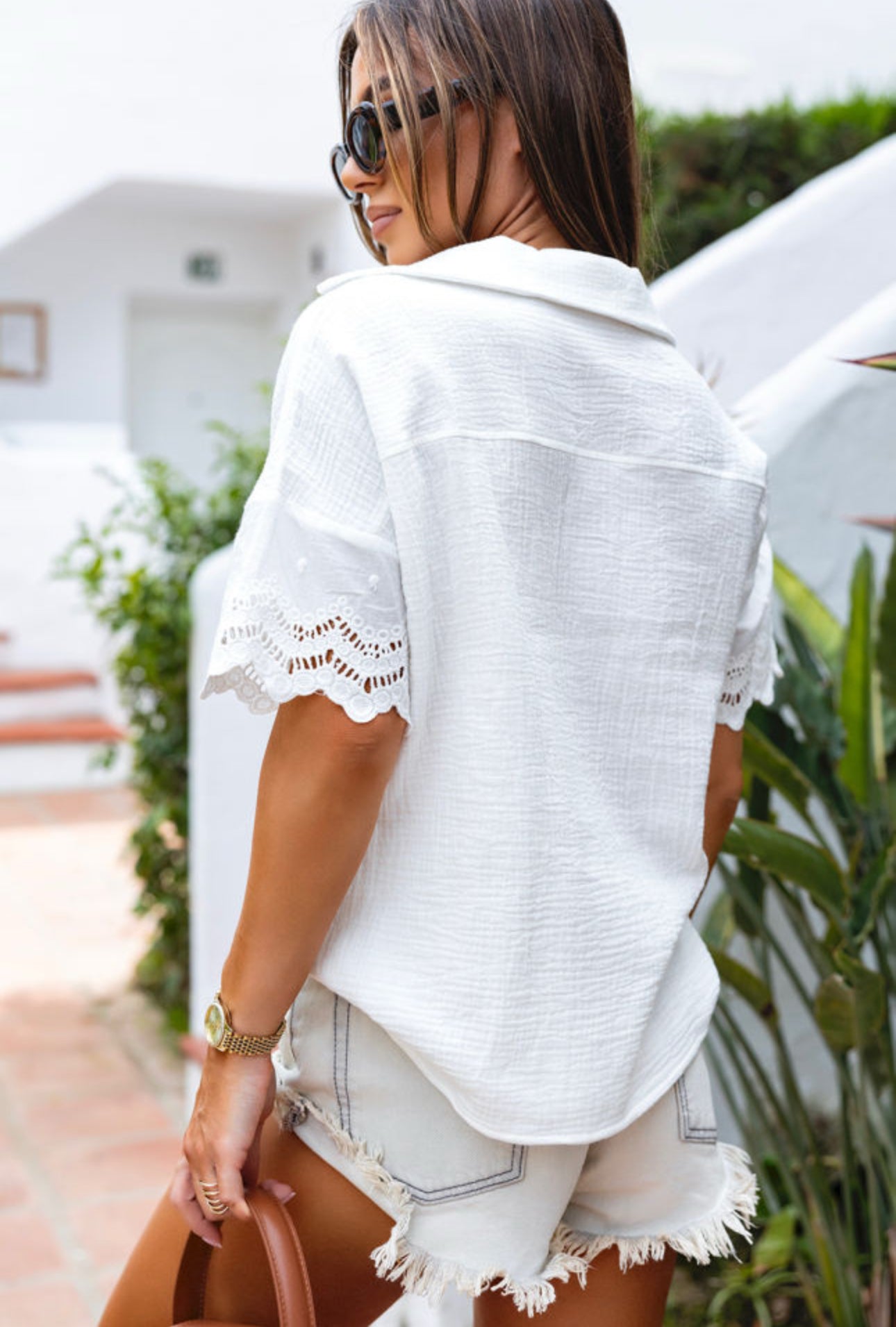 White Crinkled Lace Splicing Sleeve Collared V Neck Blouse