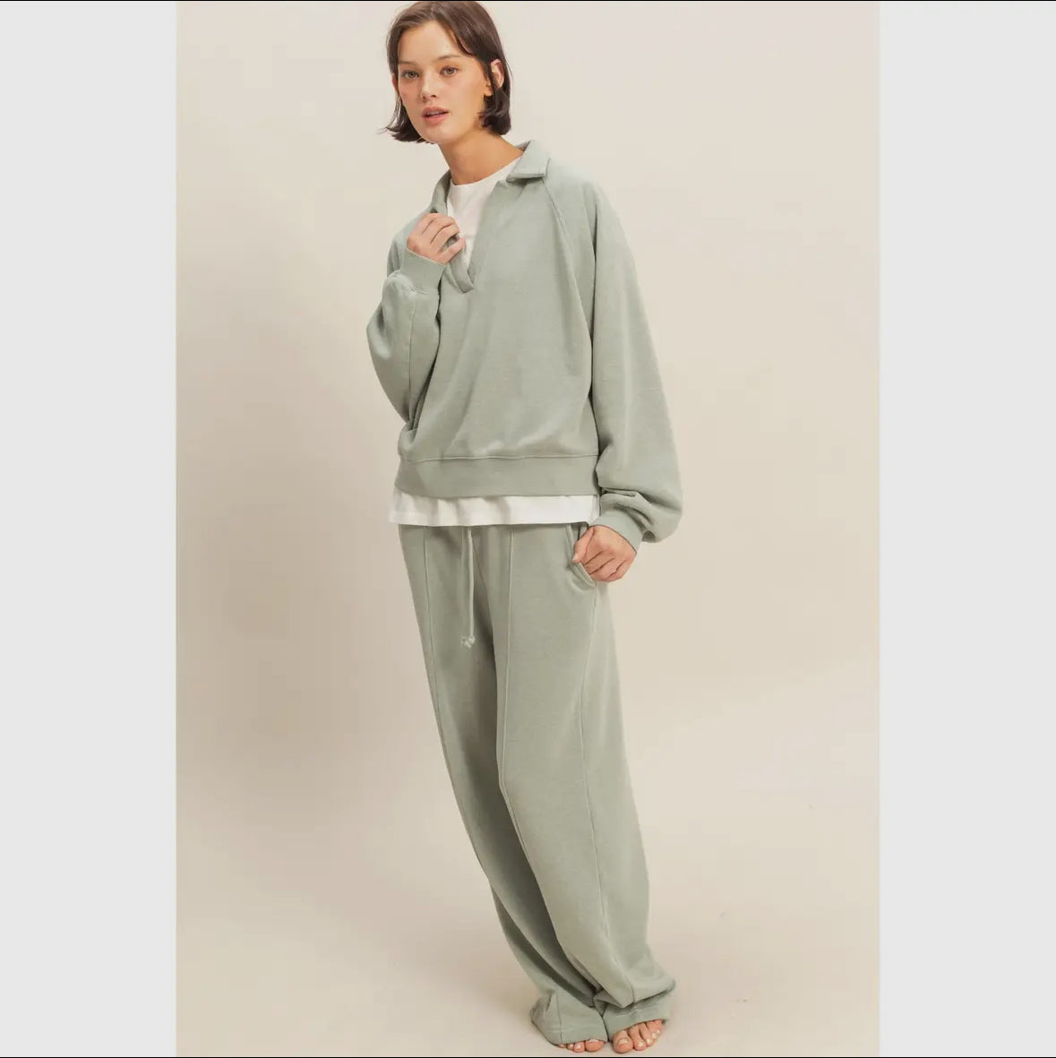 High-Waist Drawstring
Pintuck Pants