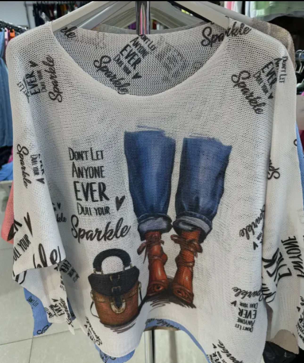 LOOWIE White Fashion Summer Knit
Printed Sweater