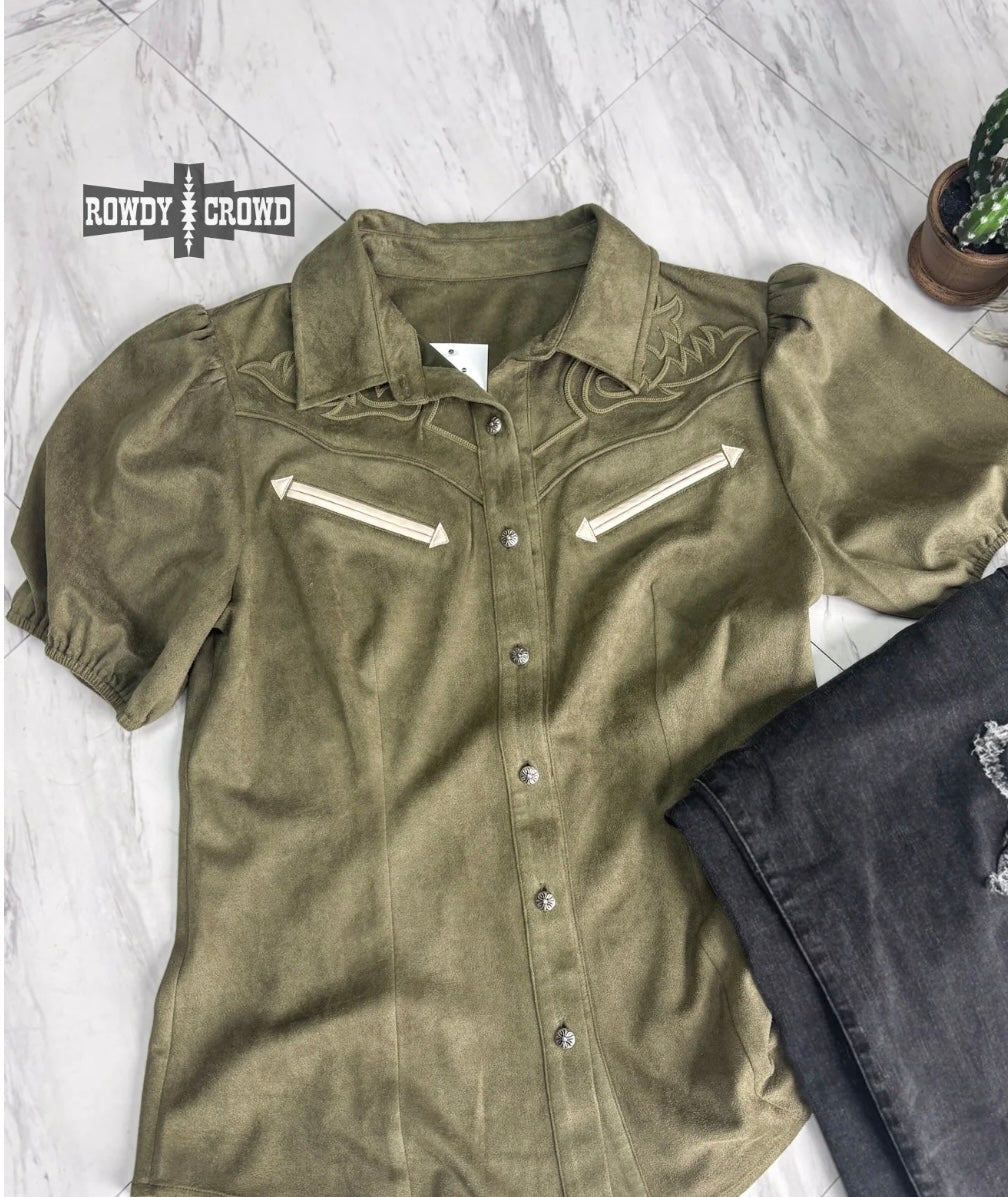 Rowdy Crowd Calaboose Top in Olive