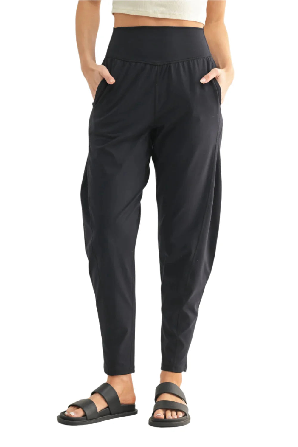 Monk b Buttersoft Venice FlowBarrel Active Pants