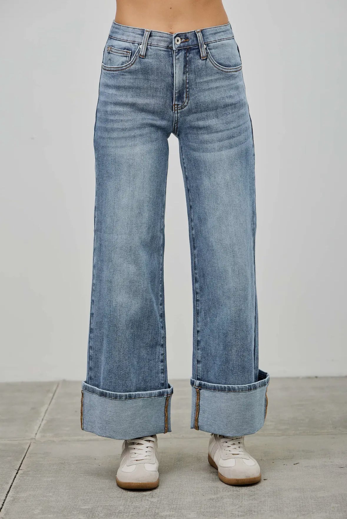 Rise Cuffed Jeans with Stretch