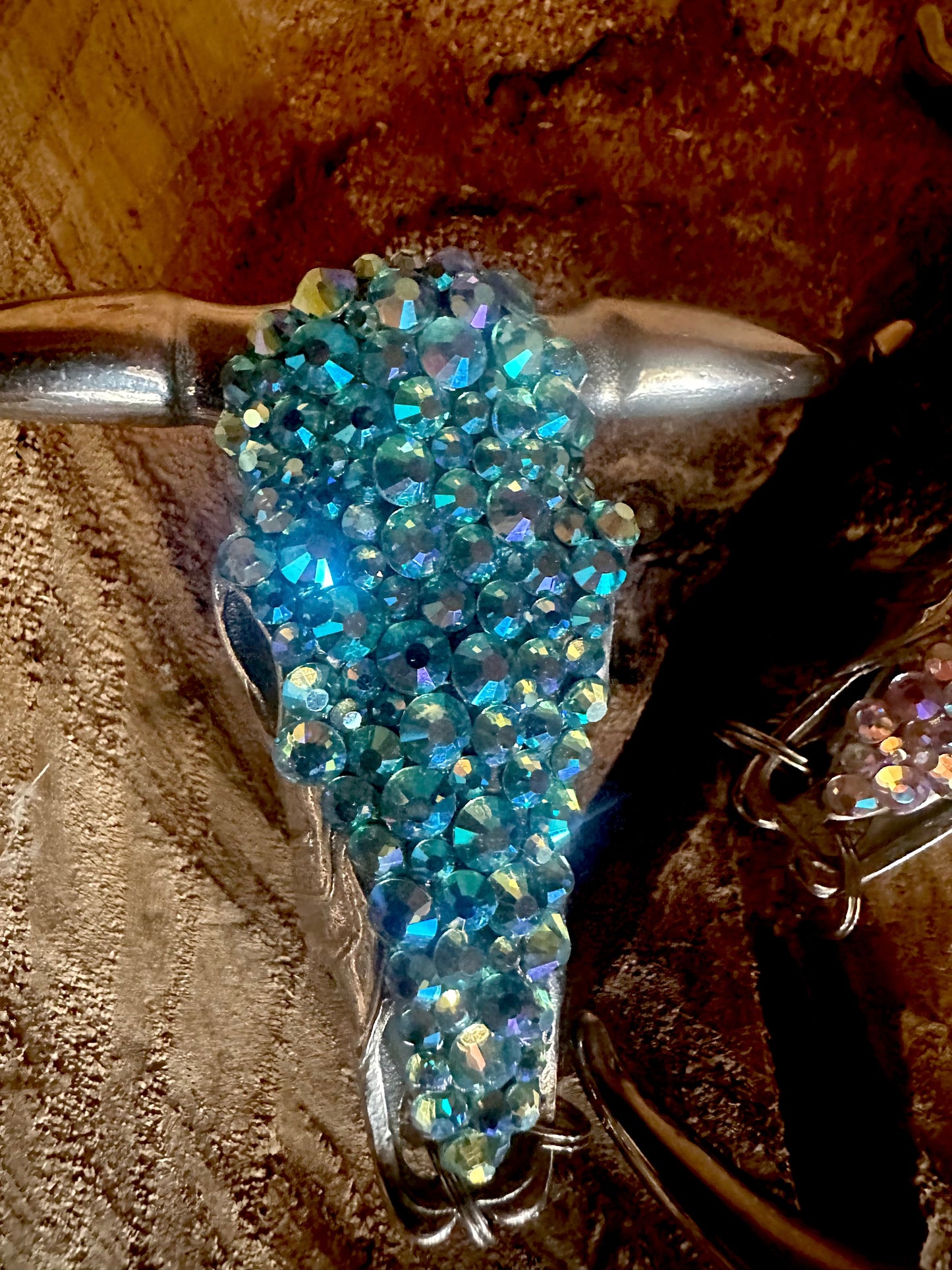 Crystal Steer Head Push Knife