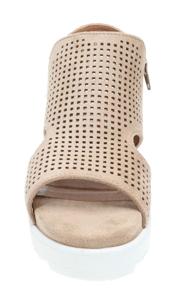 Very G Amy Wedge Sandals - Sand