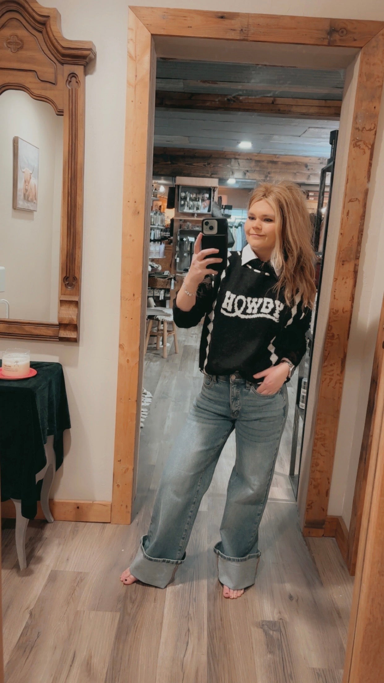 BLACK IVORY KNIT HOWDY STITCHED SLEEVELESS SWEATER VEST