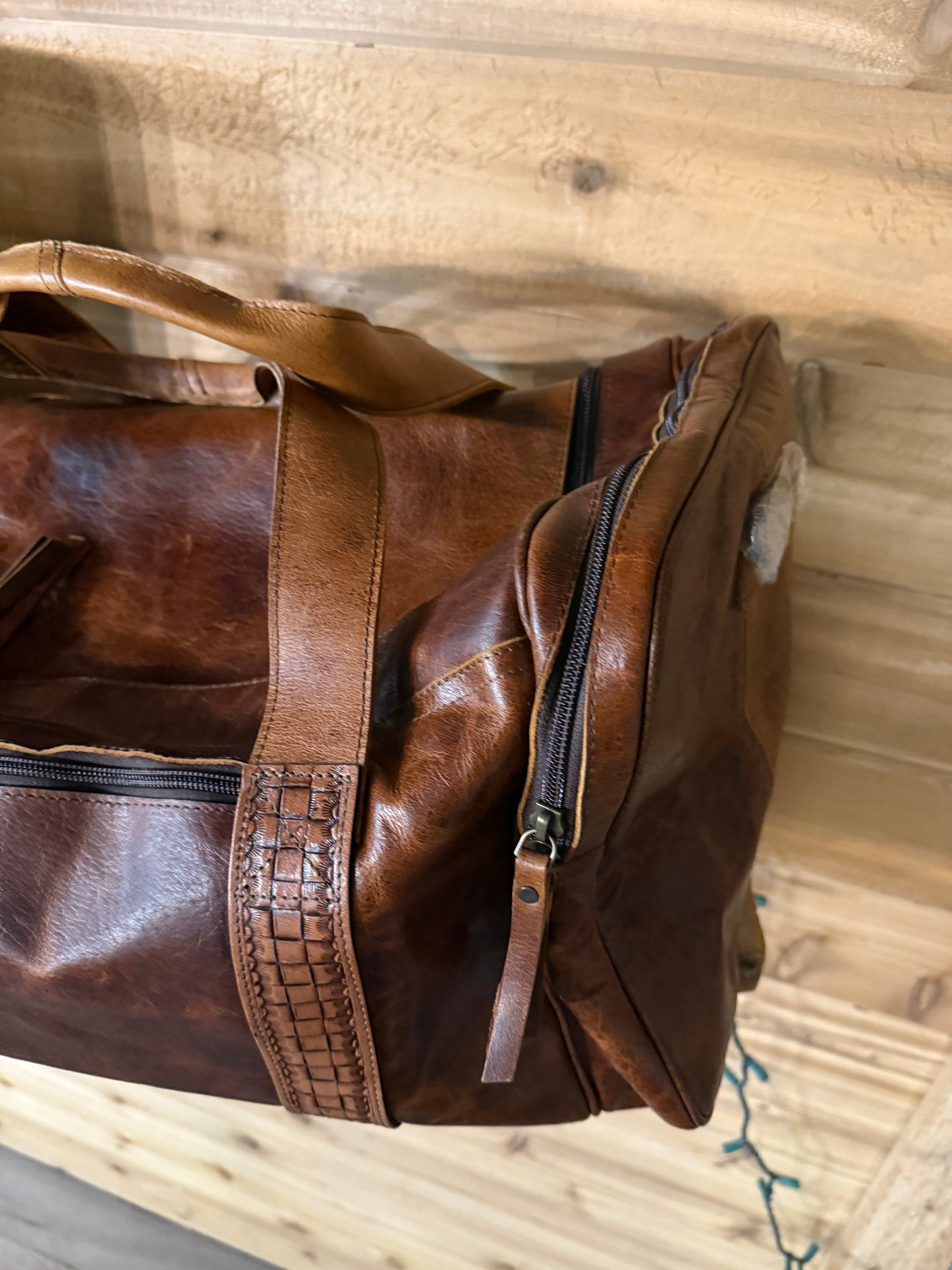 100% Full Leather Duffel Bag with Pockets