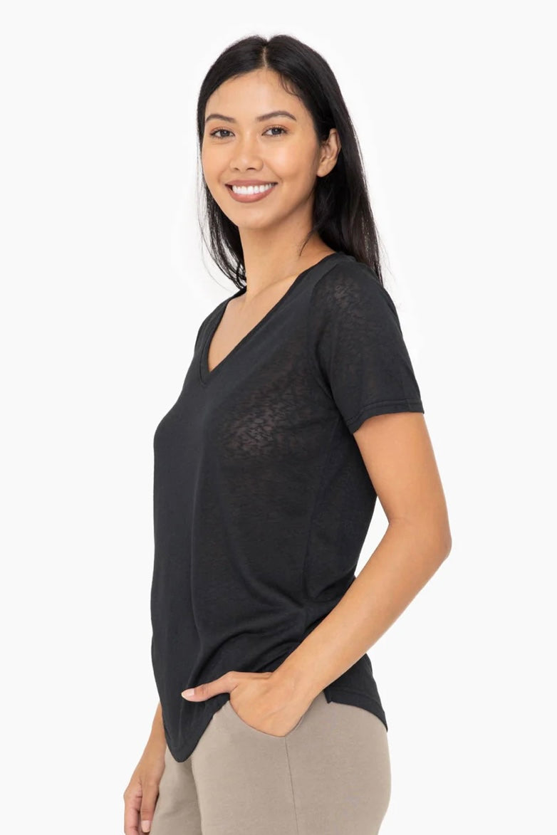 Mono B BUTTERSOFT MODAL BLEND CLASSIC V-NECK TEE