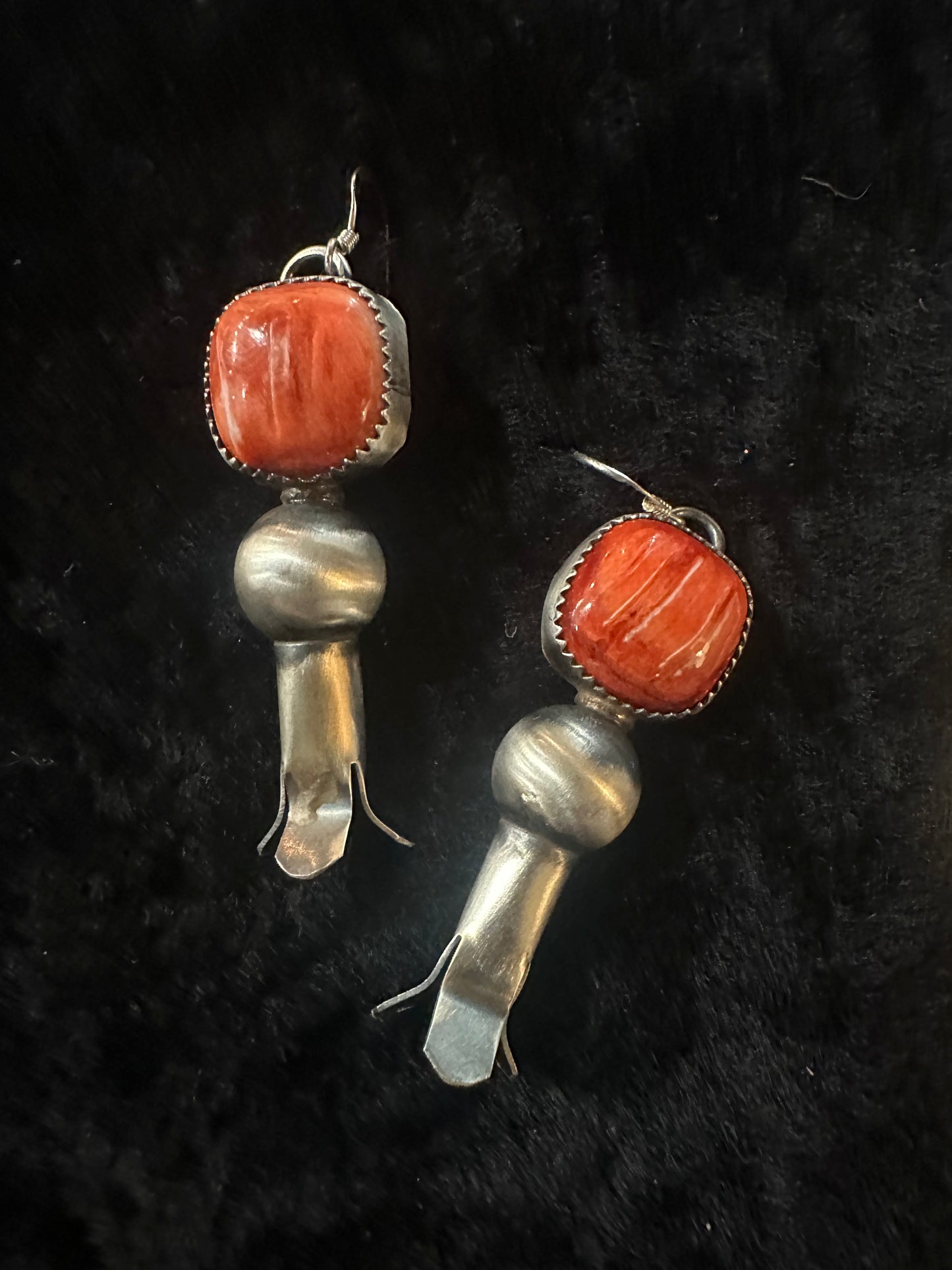Navajo Handmade Tia Long SS Spiny Oyster Earrings