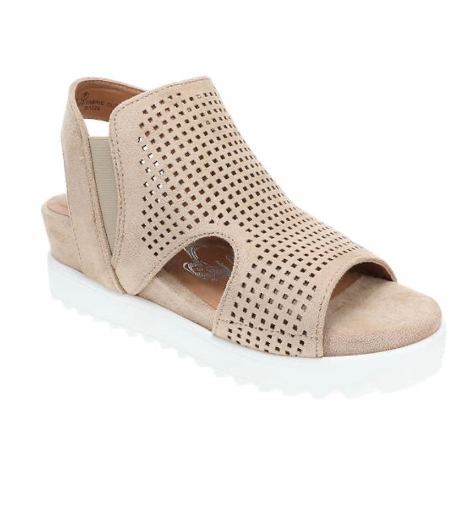 Very G Amy Wedge Sandals - Sand