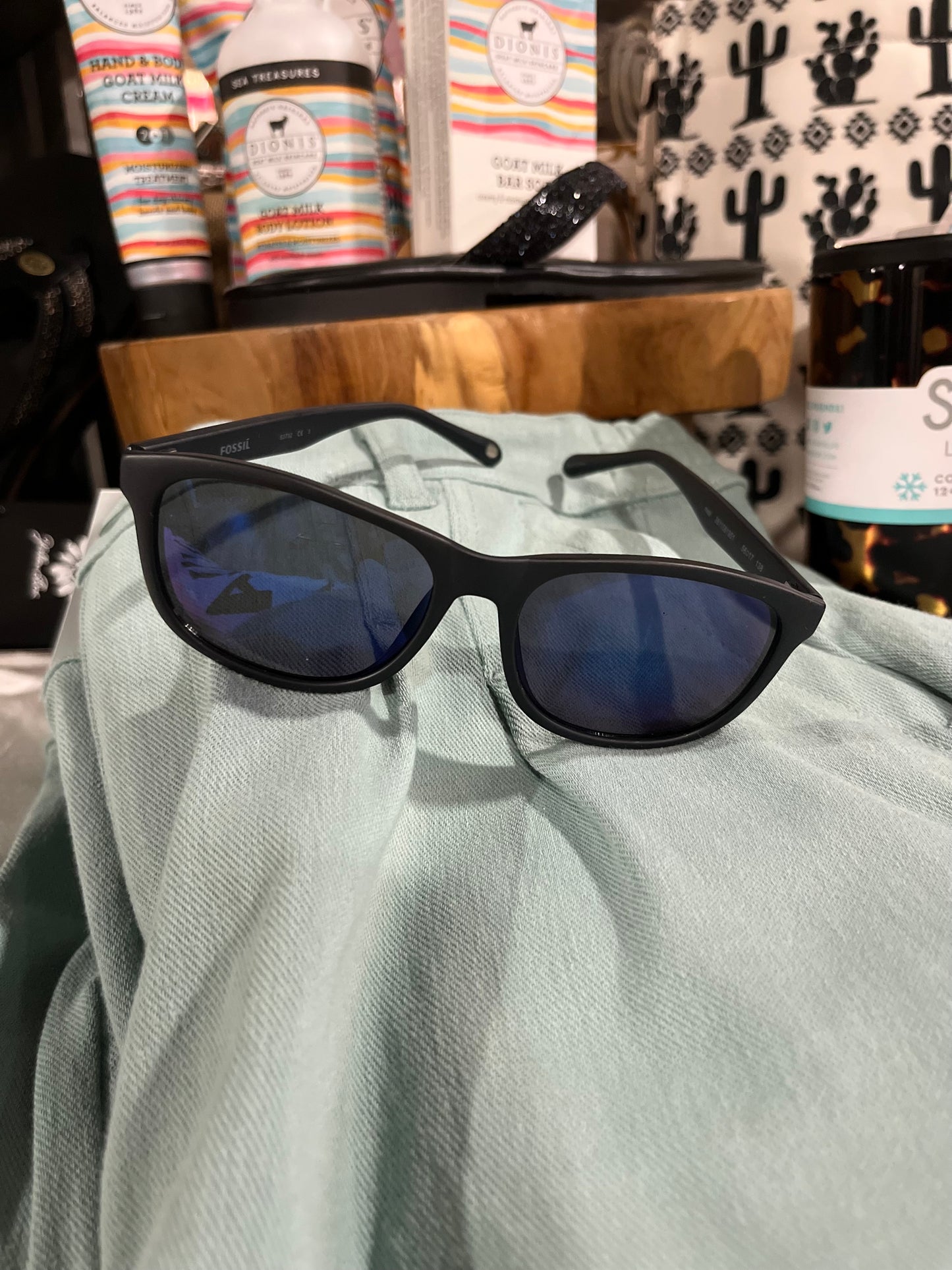 Fossil Sunglasses Multiple choices