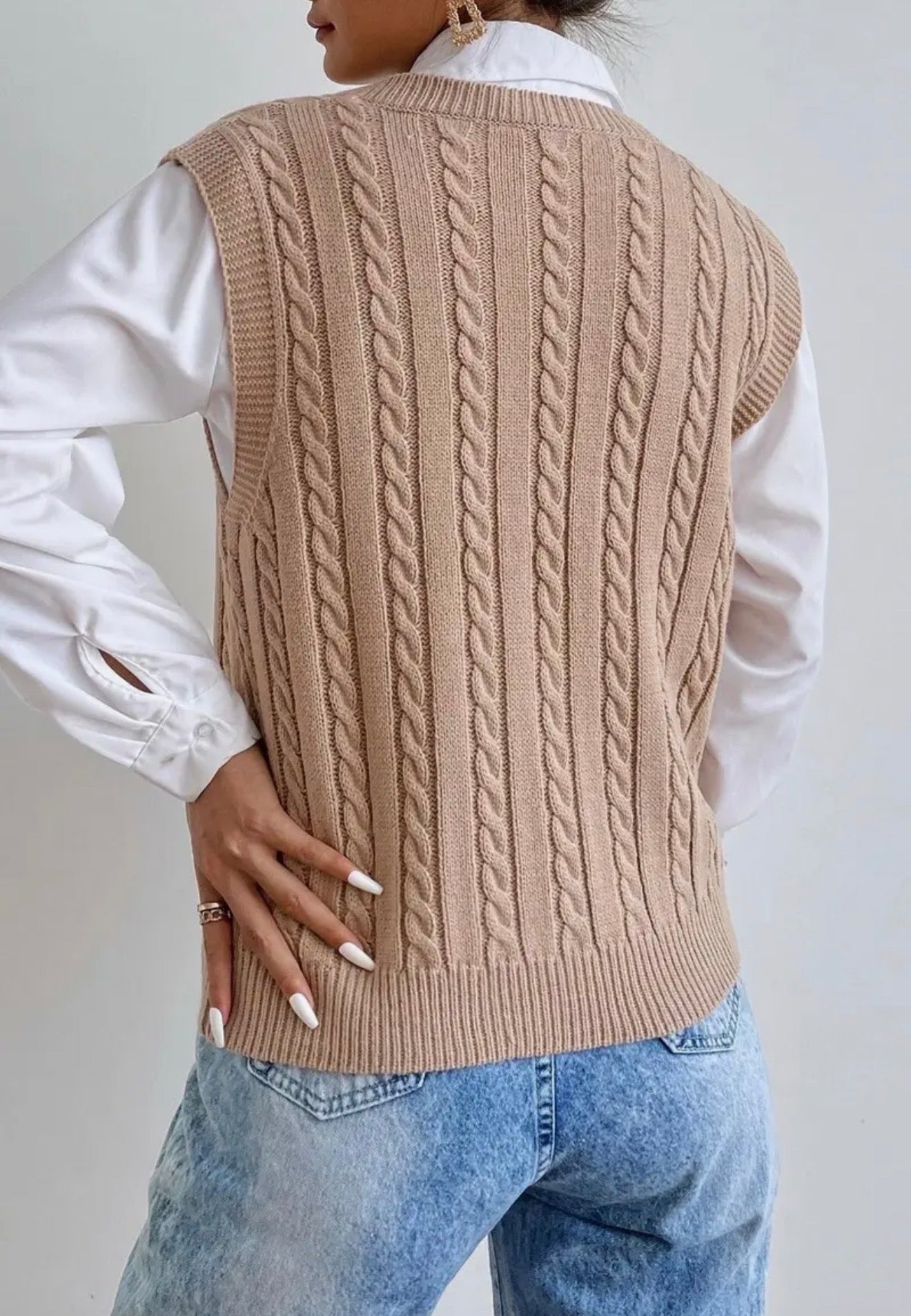 V-NECK Solid Color Cable Knit Sweater Vest