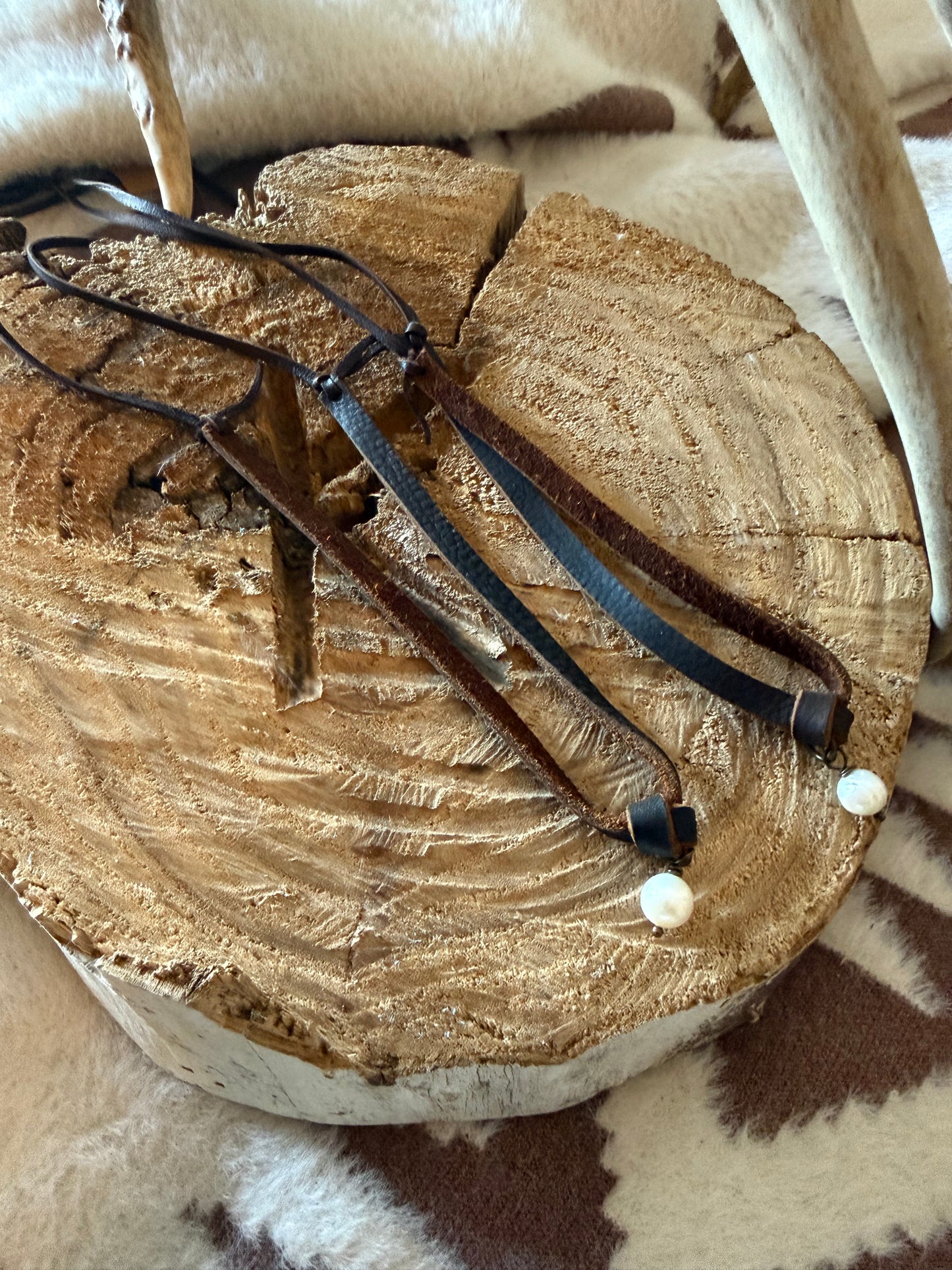 Kodiak Leather Pearl Drop with Adjustable Tie Necklace