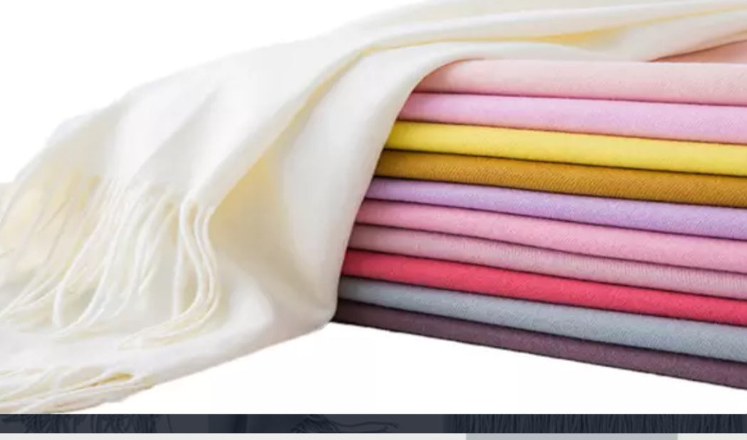 Cashmere Shawls With Soft Fringe