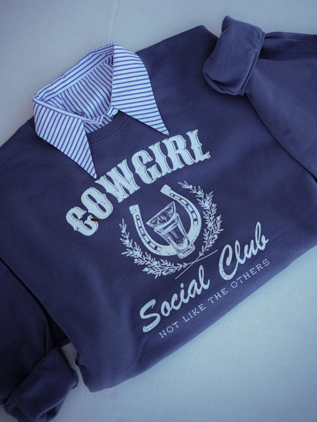 COWGIRL SOCIAL CLUB CREWNECK