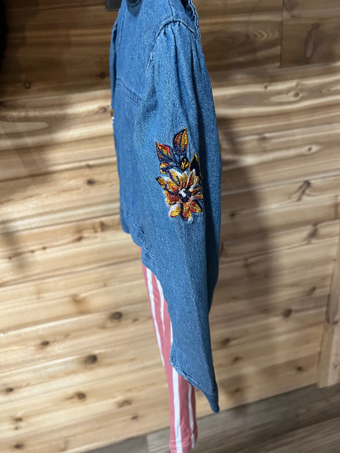 Denim embroidered flower jacket