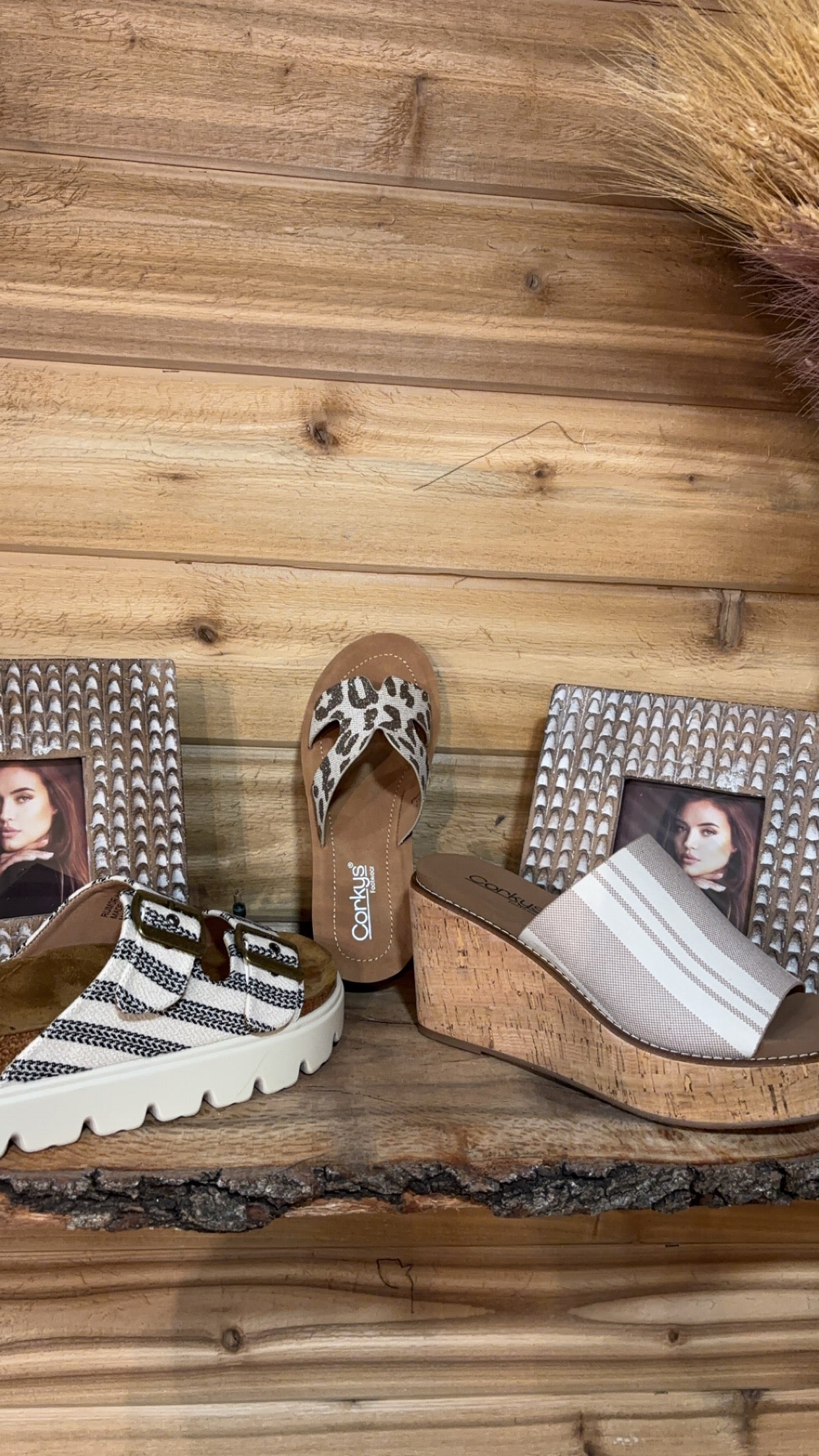 RUMOR HAS IT-Black Natural Stripe-Corkys