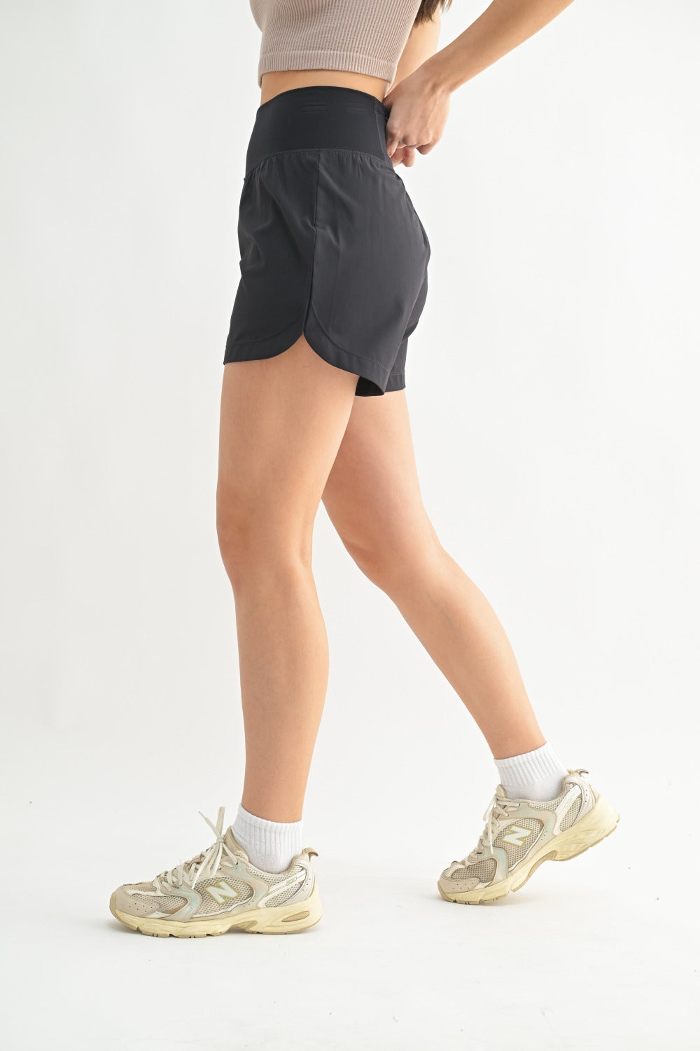 MONO B COMFORT WAIST ACTIVE SHORTS