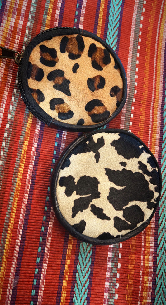 Round cowhide pouch