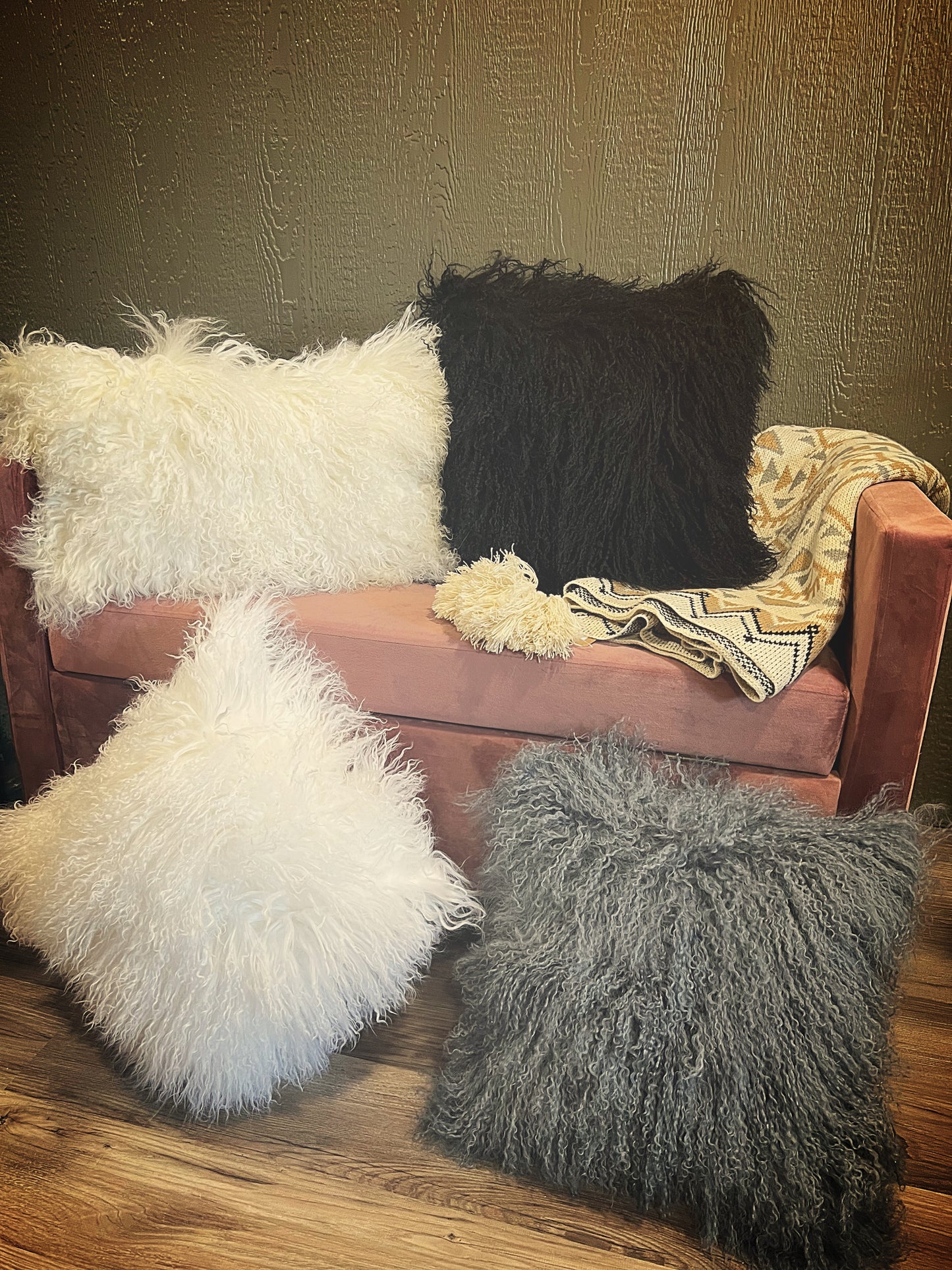 100% Gray Real Mongolian Lamb Wool Pillow Cover with Filller