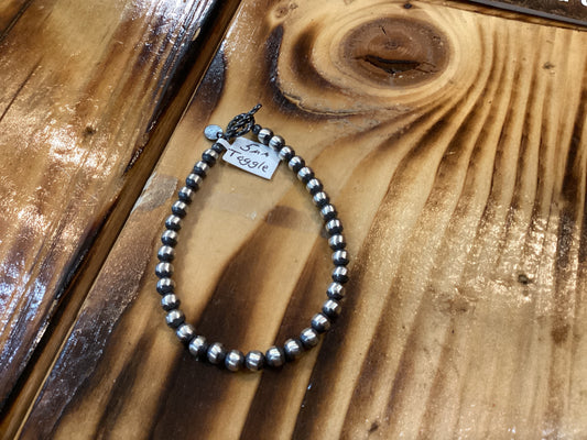 Navajo Pearl Toggle Latch 5mm