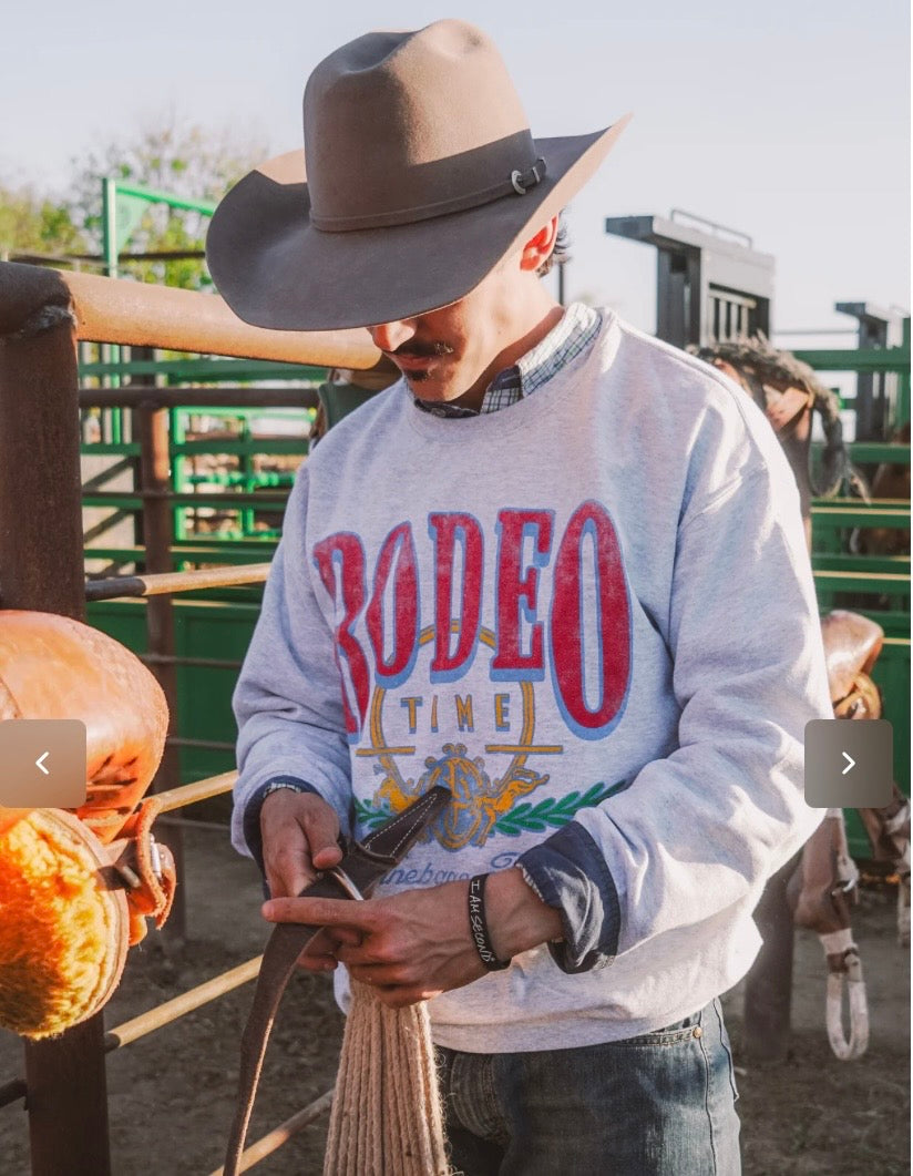 Rodeo Rime Ol’ Money Crewneck