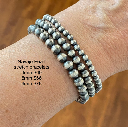 Navajo Pearl Stretch Bracelet