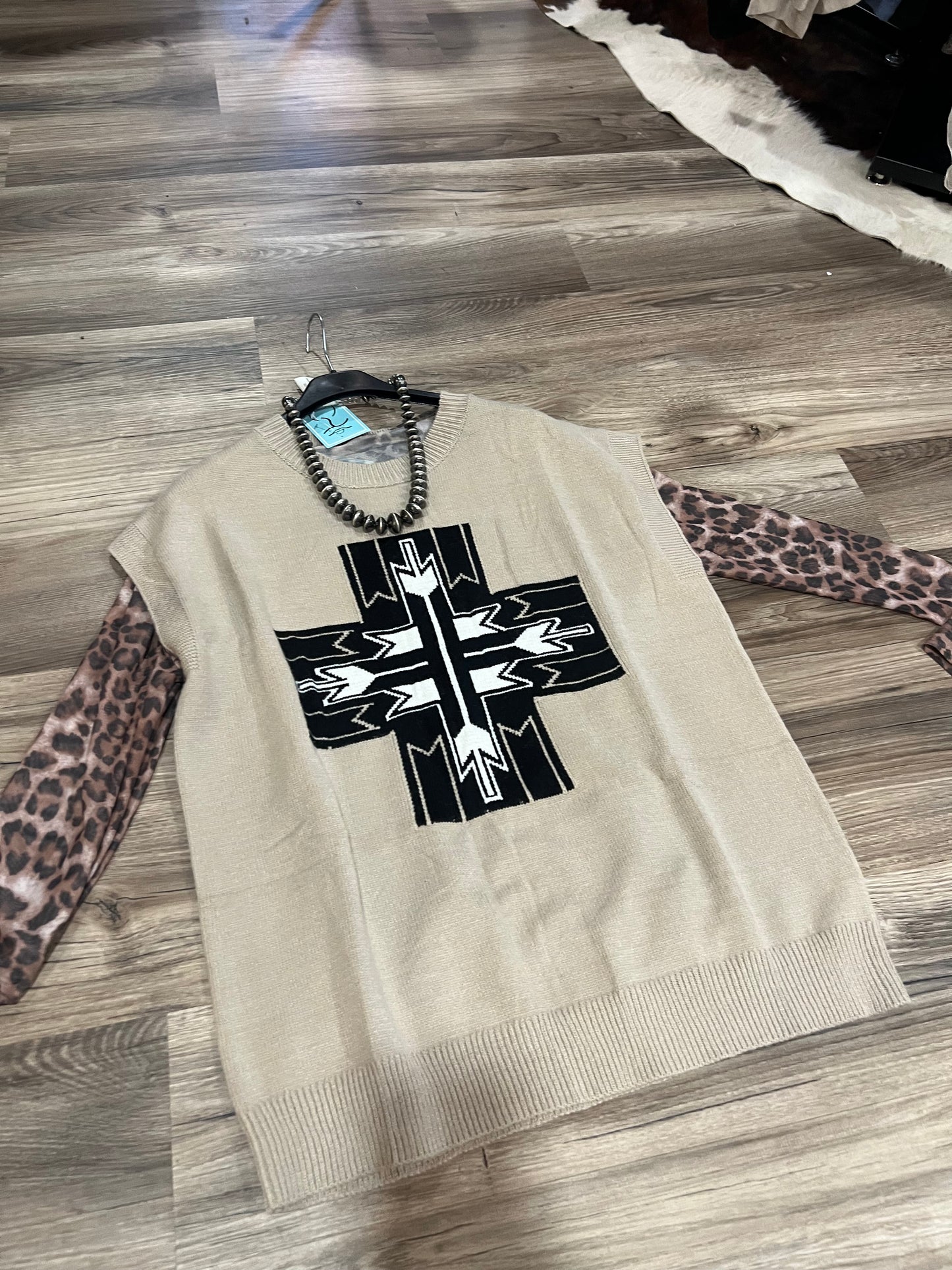 Santa Fe Cross Western Sweater Vest Top