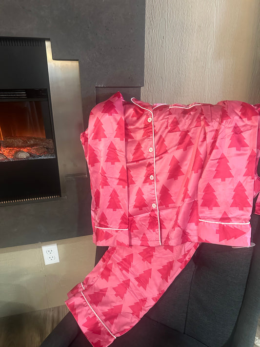 DREAMING OF A PINK CHRISTMAS SILKY SATIN PAJAMA LONG SLEEVE SET