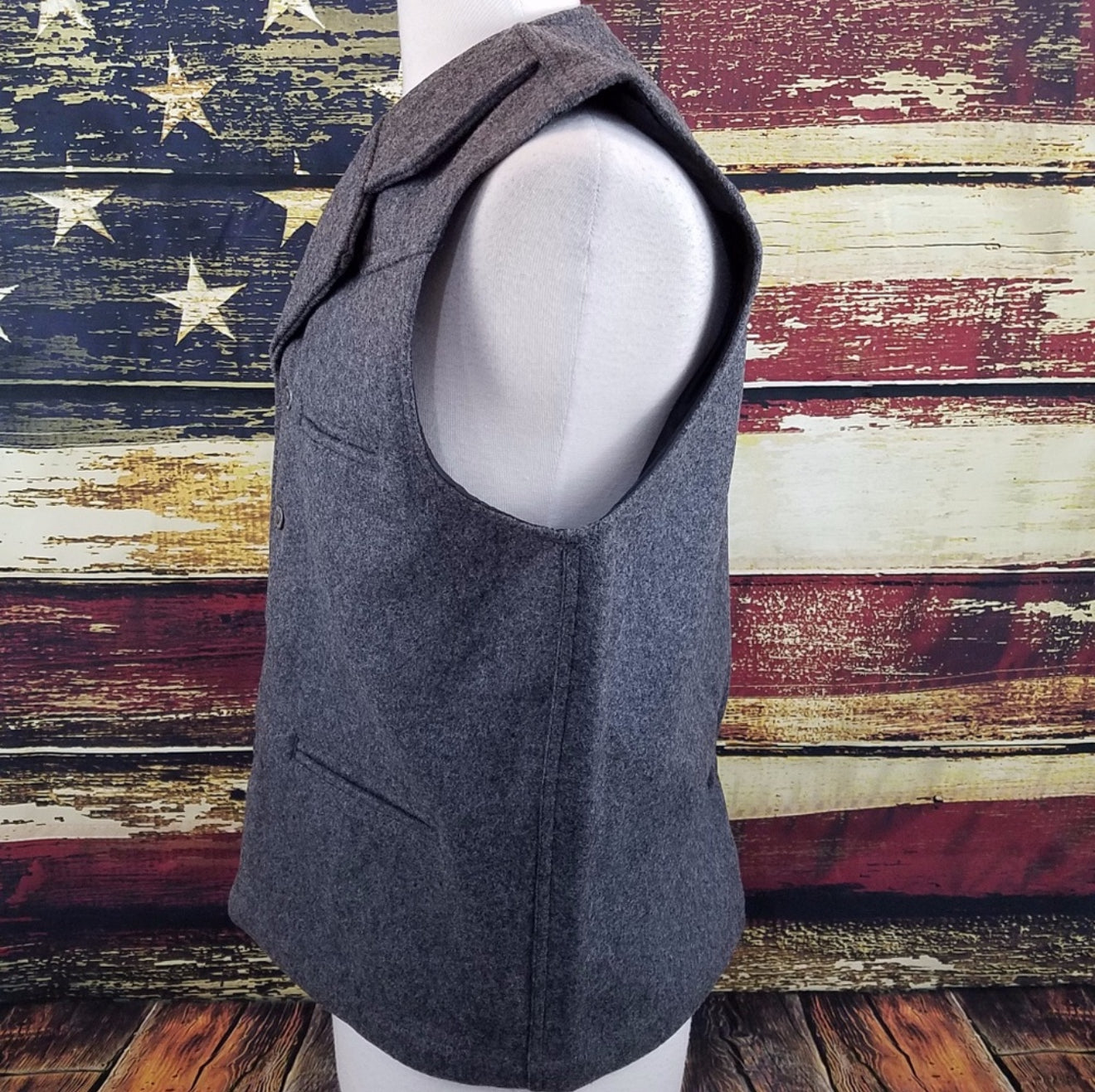 Wyoming Traders Mens Charcoal Buckaroo Wool Vest