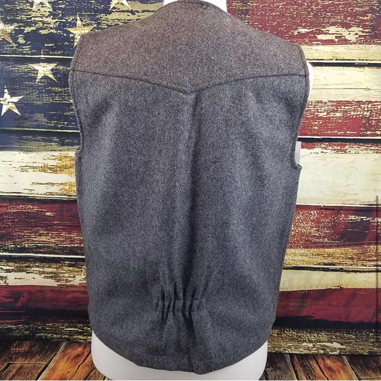 Wyoming Traders Mens Charcoal Buckaroo Wool Vest