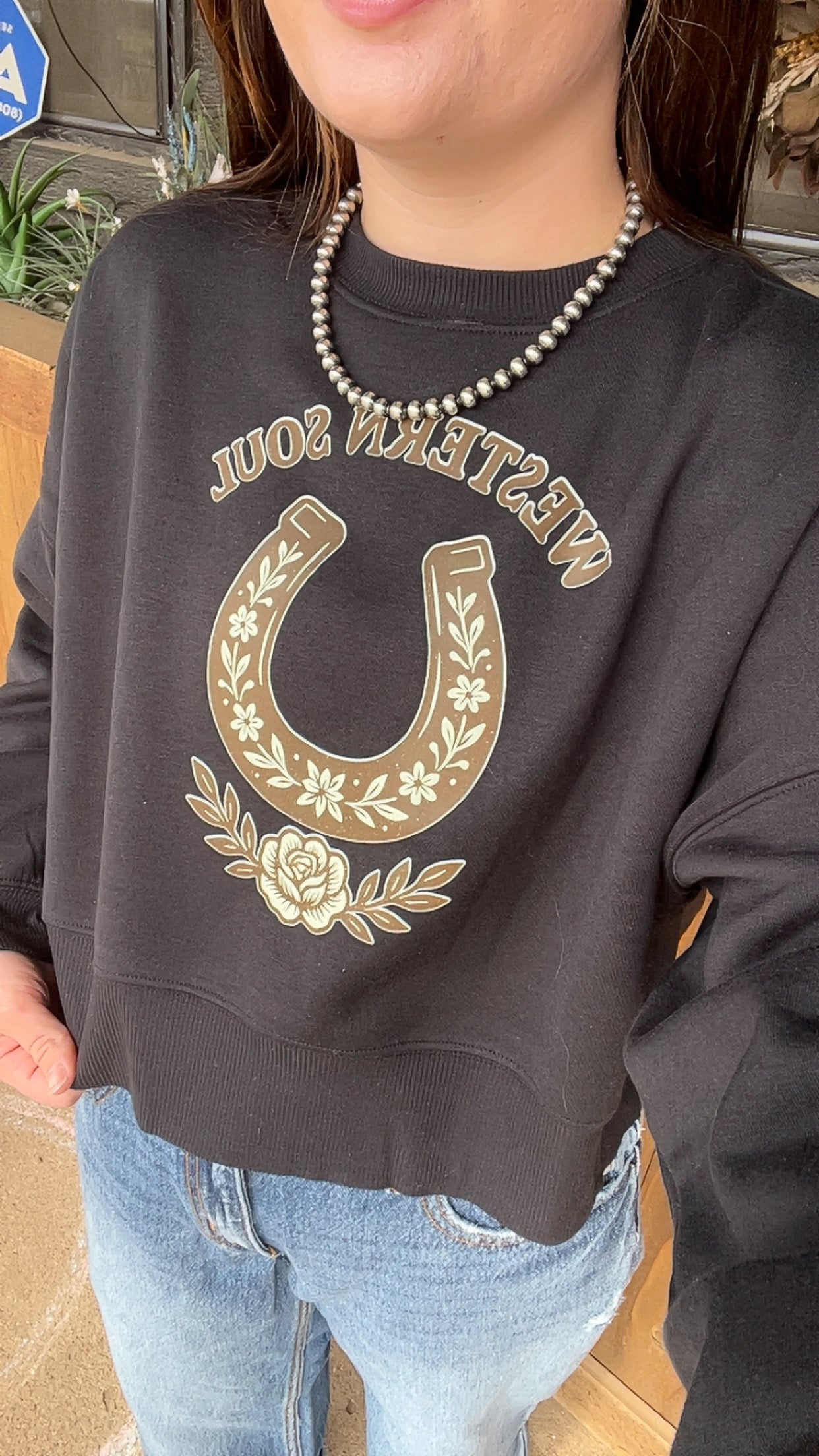Western Soul Horseshoe Cropped Crewneck