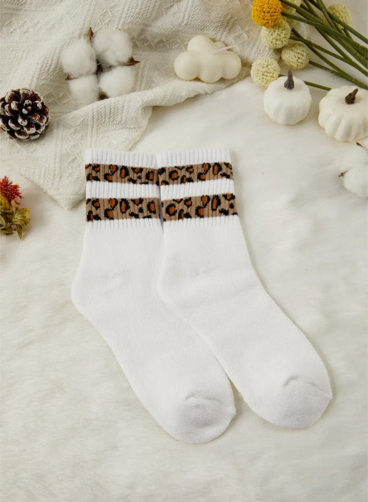 Leopard Striped Detail Ribbed Cuffs
Womens Socks