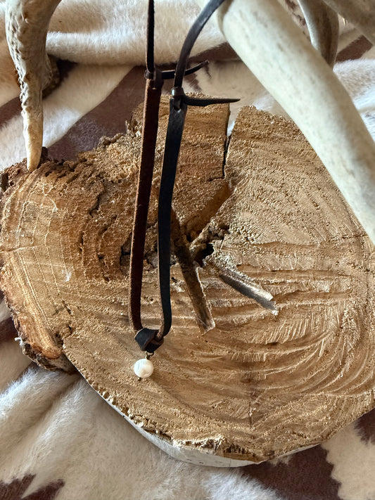 Kodiak Leather Pearl Drop with Adjustable Tie Necklace