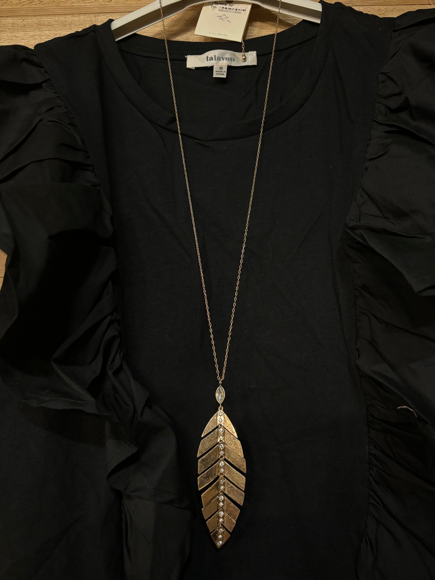 Faux Gold Feather Necklace