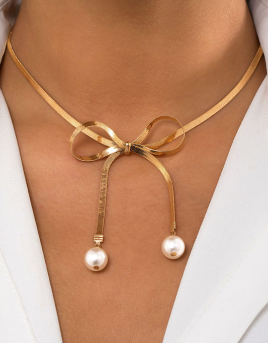 Gold Pearly Bow Plated Necklace