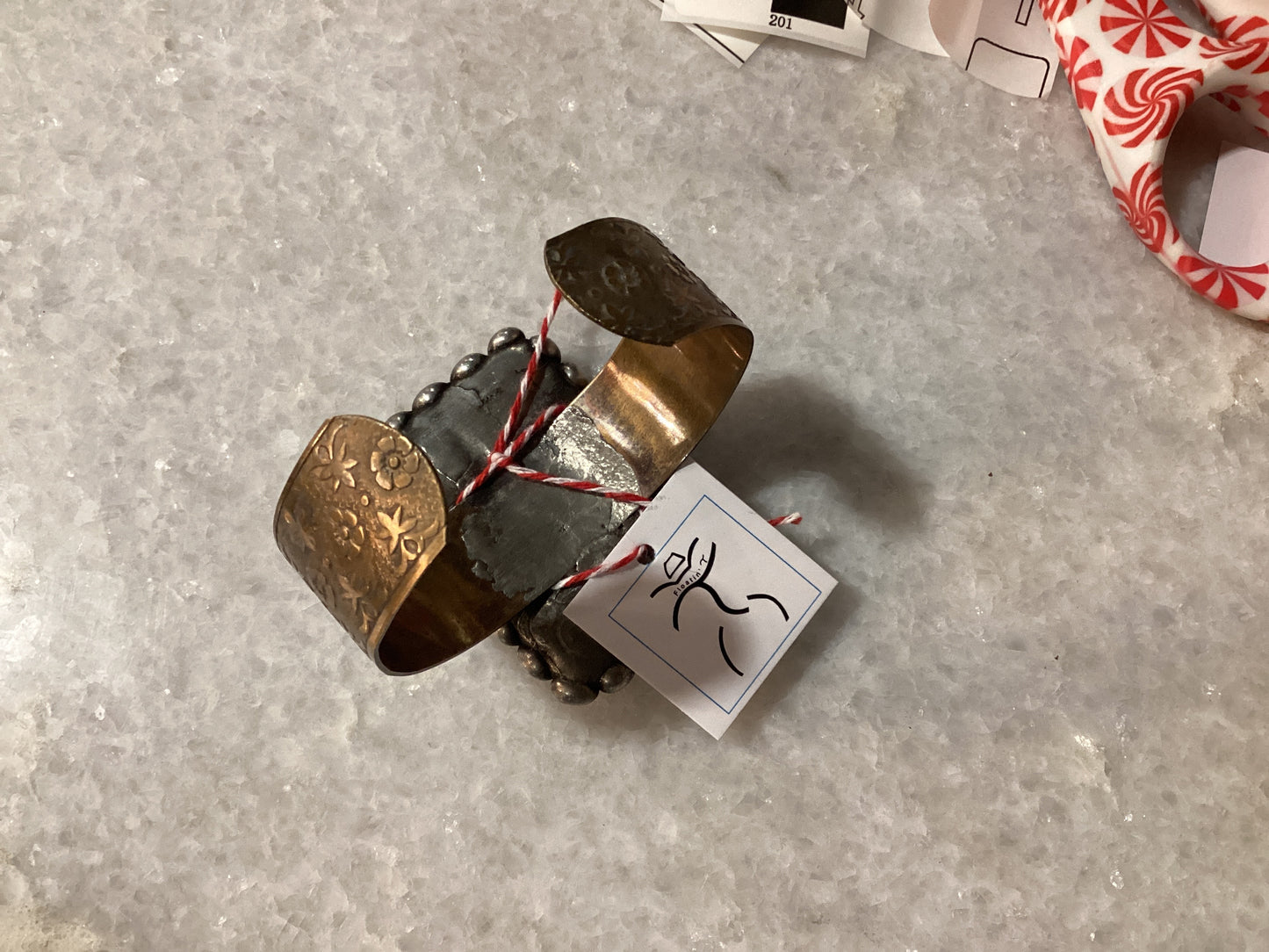 REMARKABLE Marlboro Epoxy Heavy High End Cuff Bracelet Art by Amy
