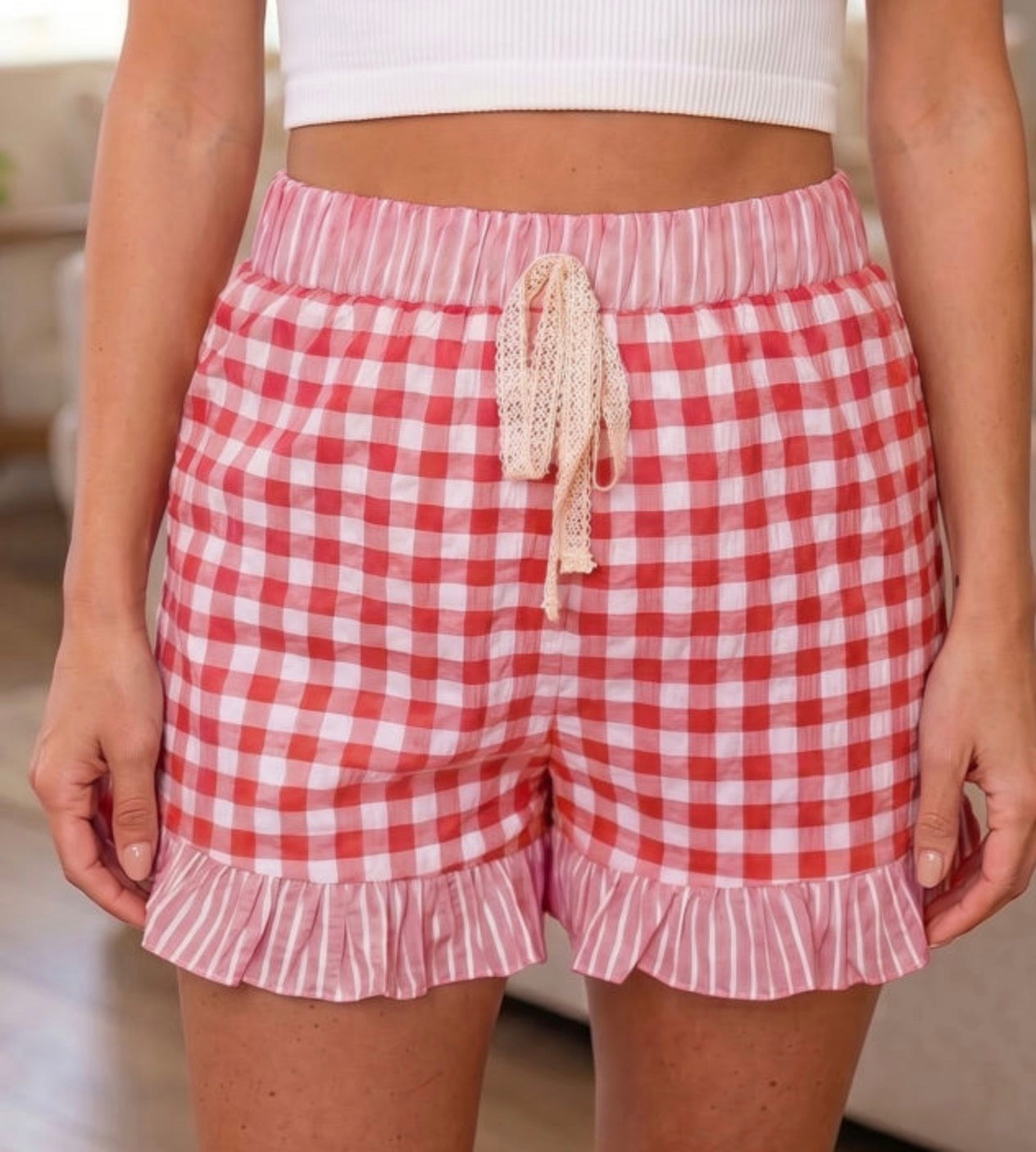 Red Gingham Print Ruffle Striped
Detail Lace Tie Shorts