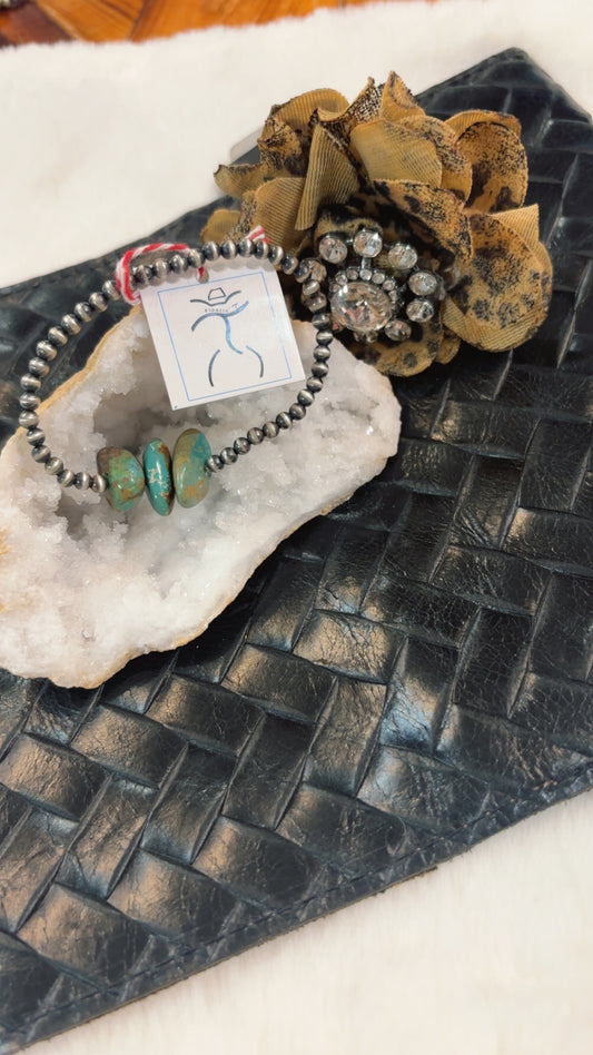 7.5” Sterling Silver HandStrung Kingman Three StoneTurquoise Bead Stretch Bracelet
