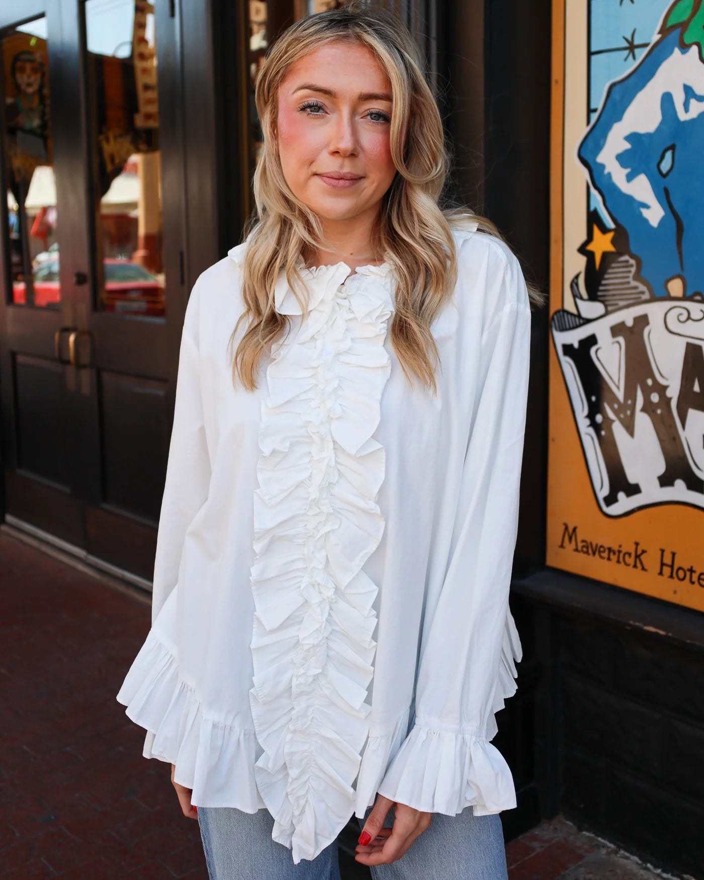 A RARE BIRD RUFFLE WHITE BUTTON UP BLOUSE