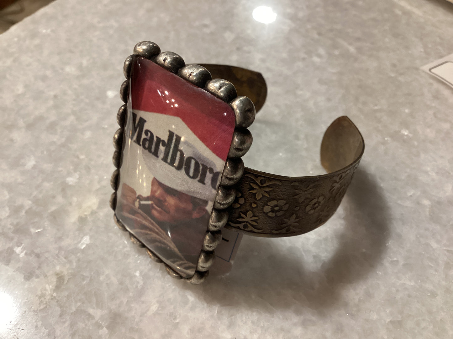 REMARKABLE Marlboro Epoxy Heavy High End Cuff Bracelet Art by Amy