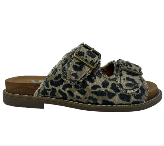 VERY G MACKENZIE TAN LEOPARD SANDAL