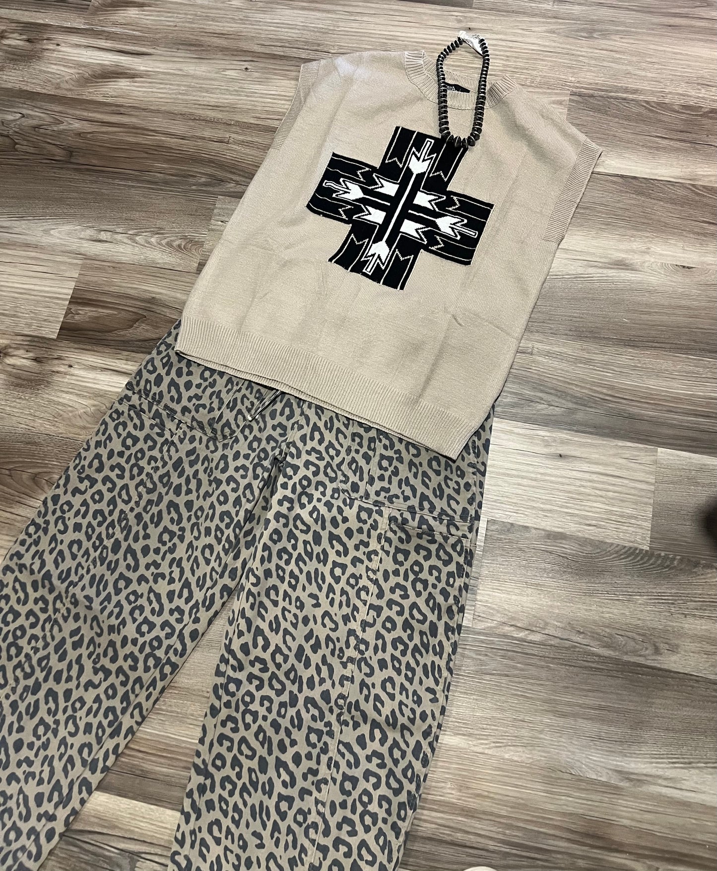 Santa Fe Cross Western Sweater Vest Top