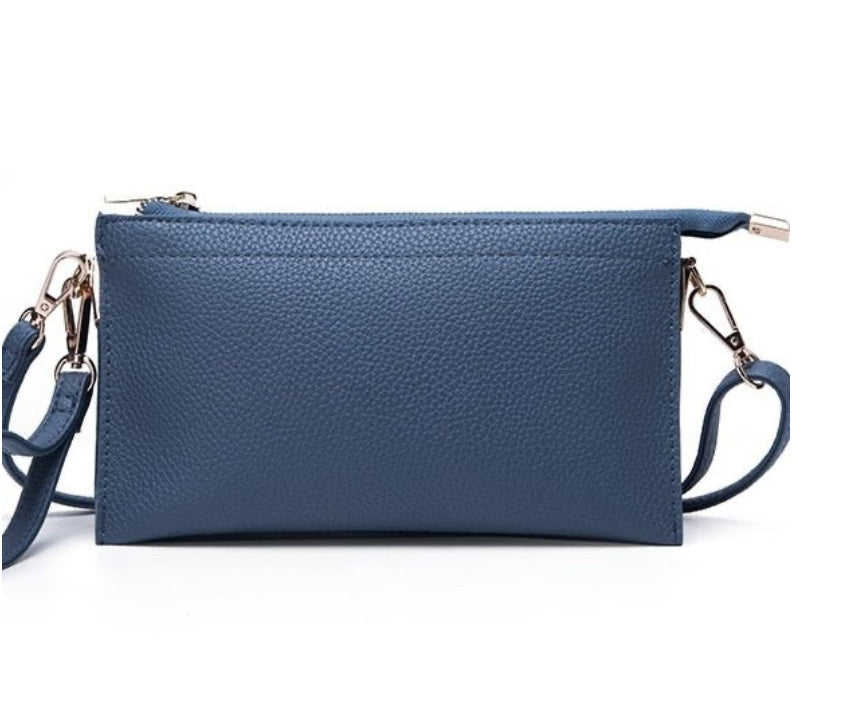 Wristlet/crossbody