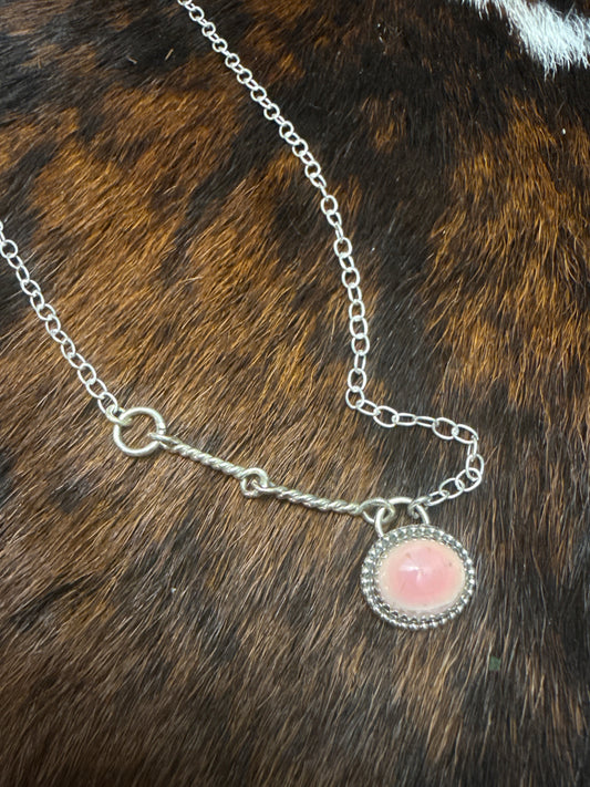 Sterling Silver Pink Conch Snaffle Bit Side Set Necklace