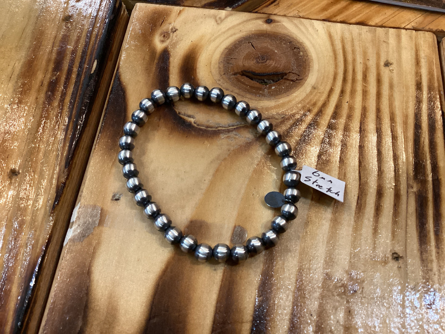 Navajo Pearl Stretchy Bracelet 6mm