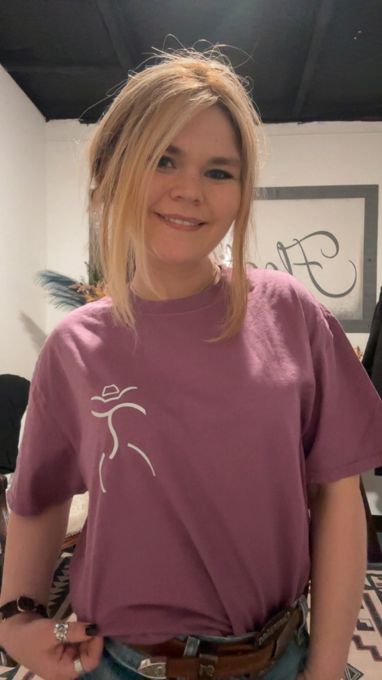 Floatin’ T Short Sleeve T-Shirt