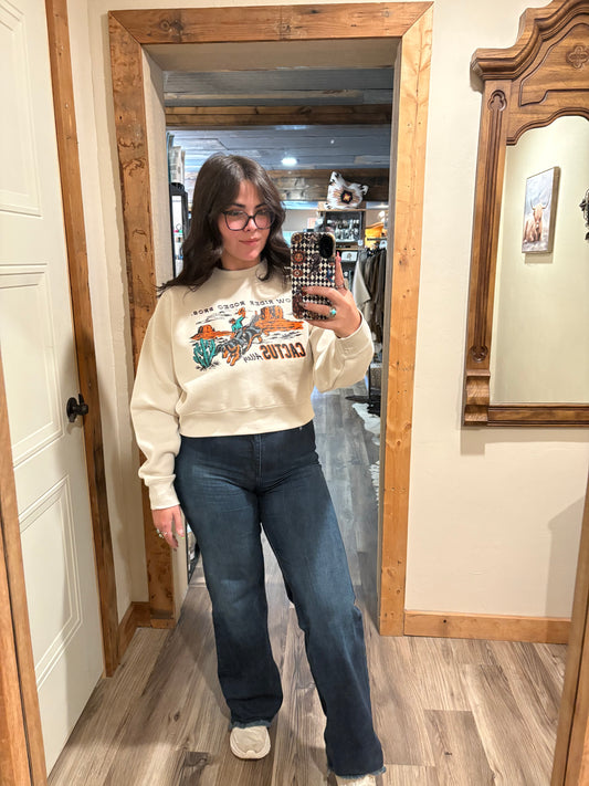 Cactus Alley Hat Co.“Low Rider” cropped women’s Crewneck