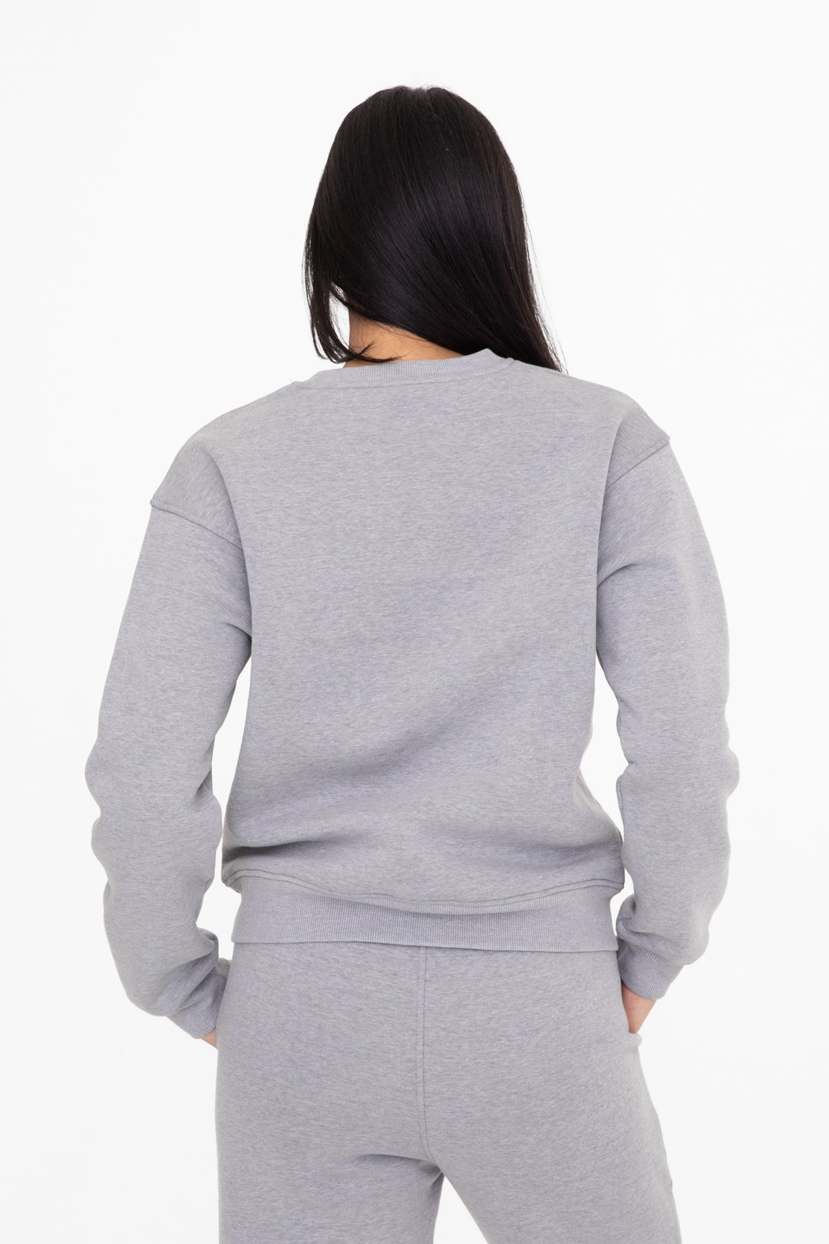 CLASSIC FIT FLEECE SWEATSHIRT